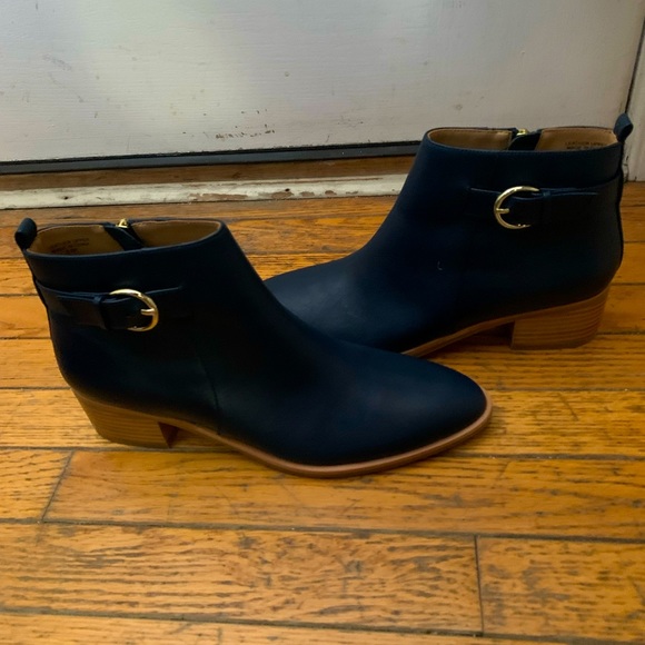 New Talbots SZ 9.5 Indigo Navy Blue Leather Booties Ankle Boots - Picture 3 of 13